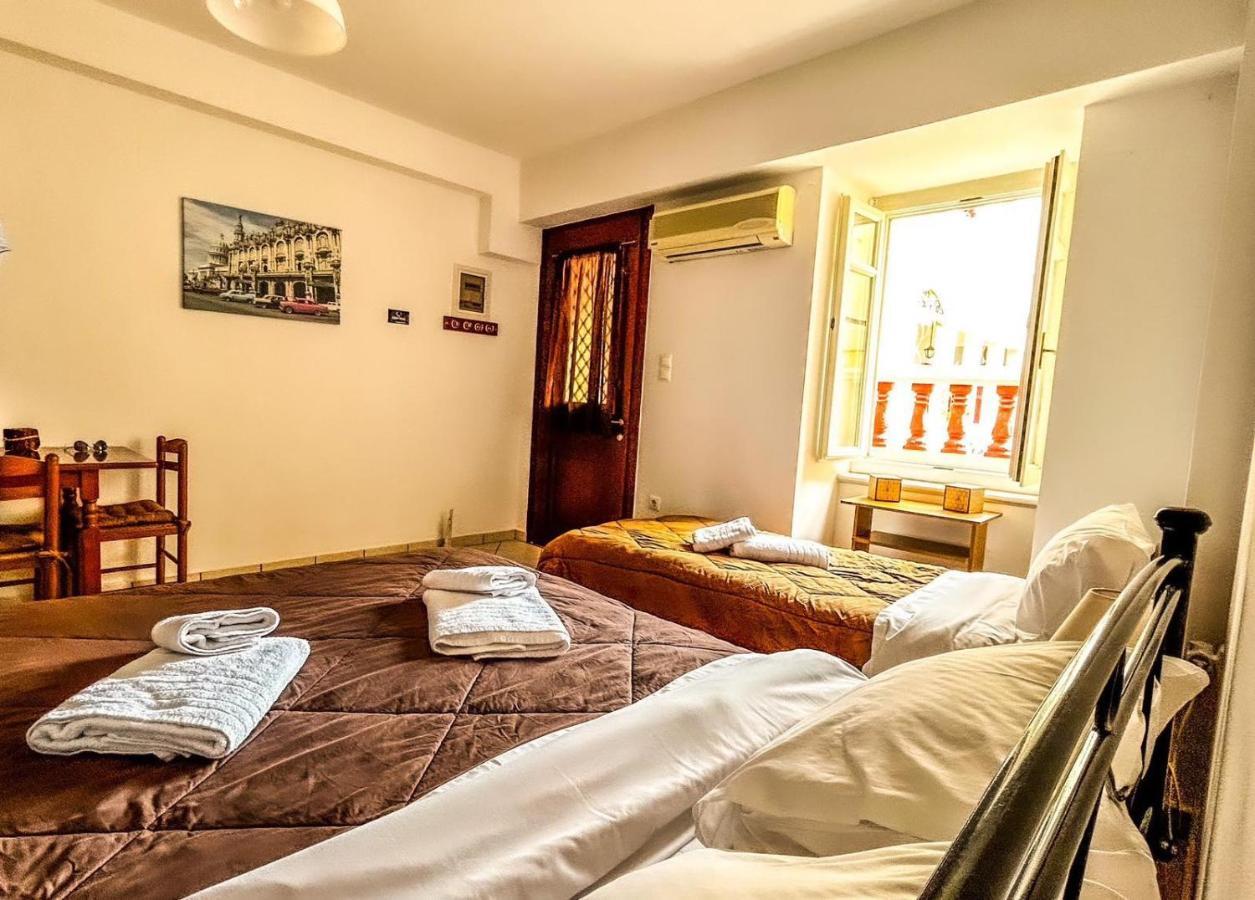 Central Home Ермополи Екстериор снимка
