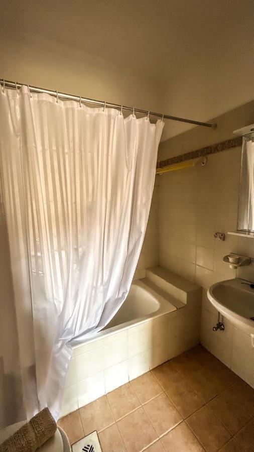 Central Home Ермополи Екстериор снимка