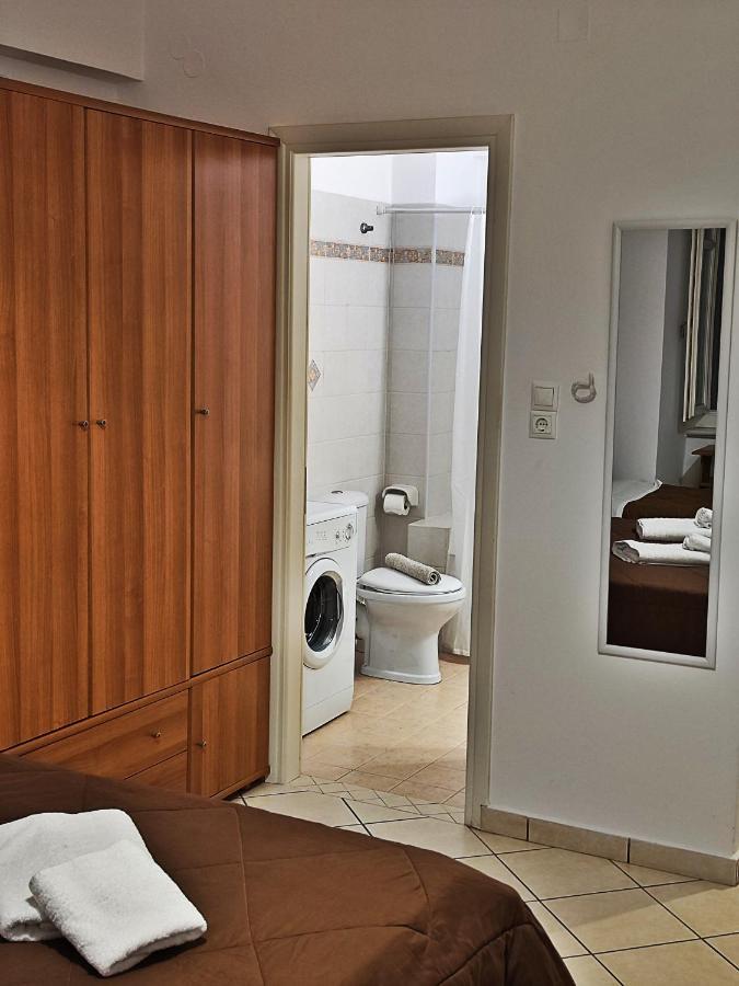 Central Home Ермополи Екстериор снимка